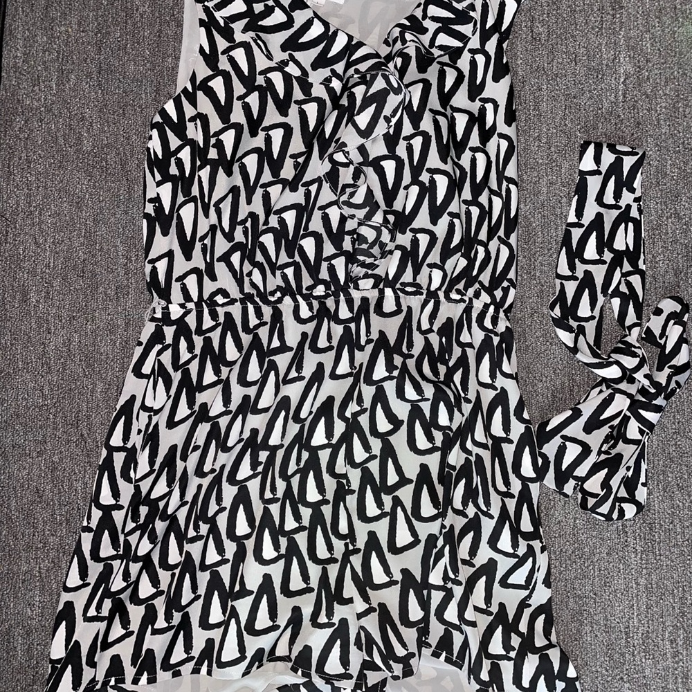 VTG Y2K BCBG Romper